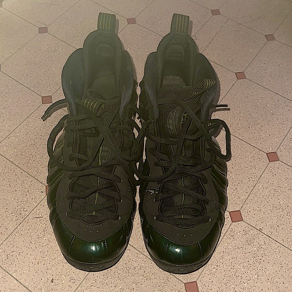 nike air foamposite one legion green